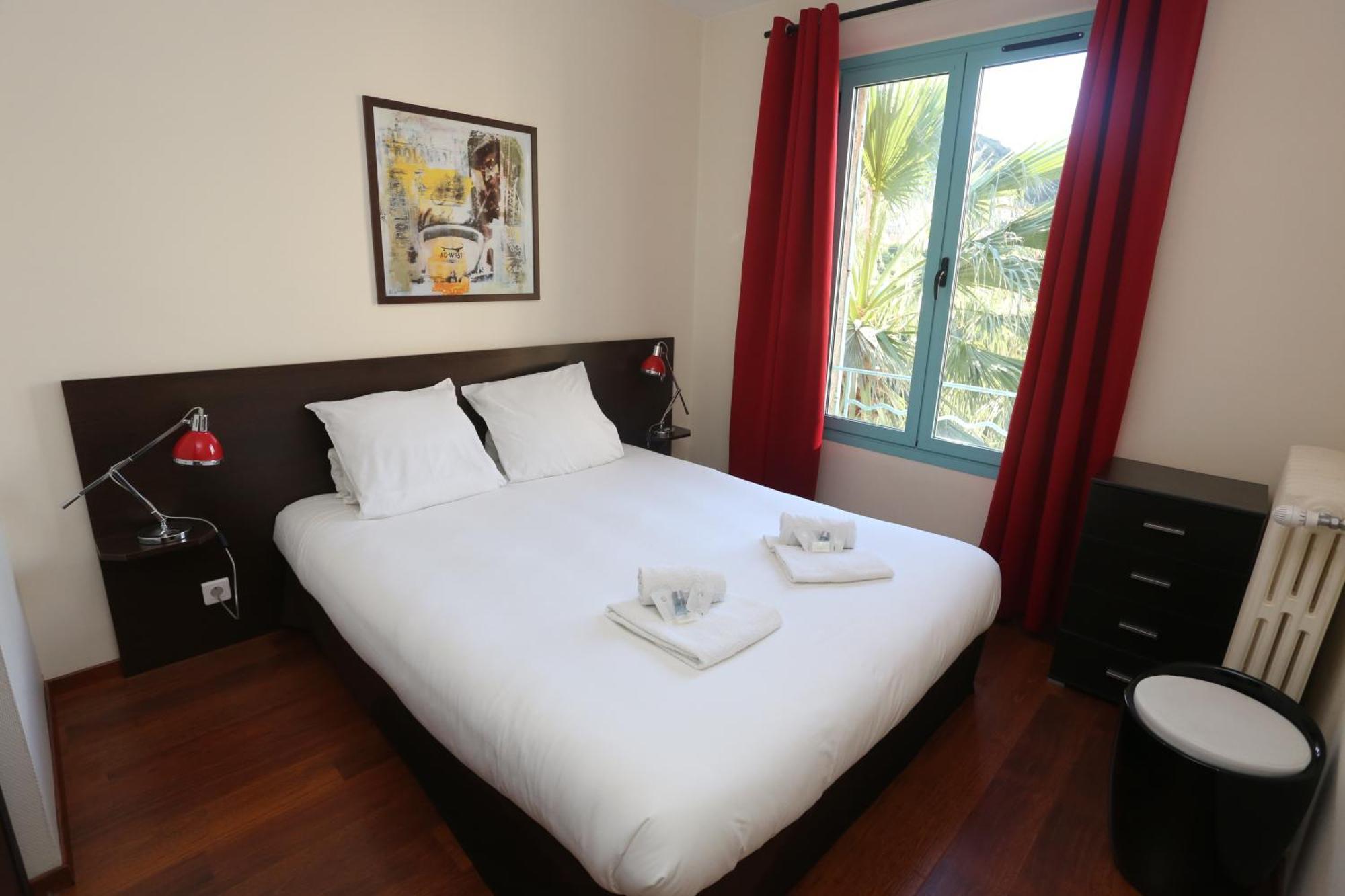 O'Sullivans Bar&Hotel Mandelieu Rum bild